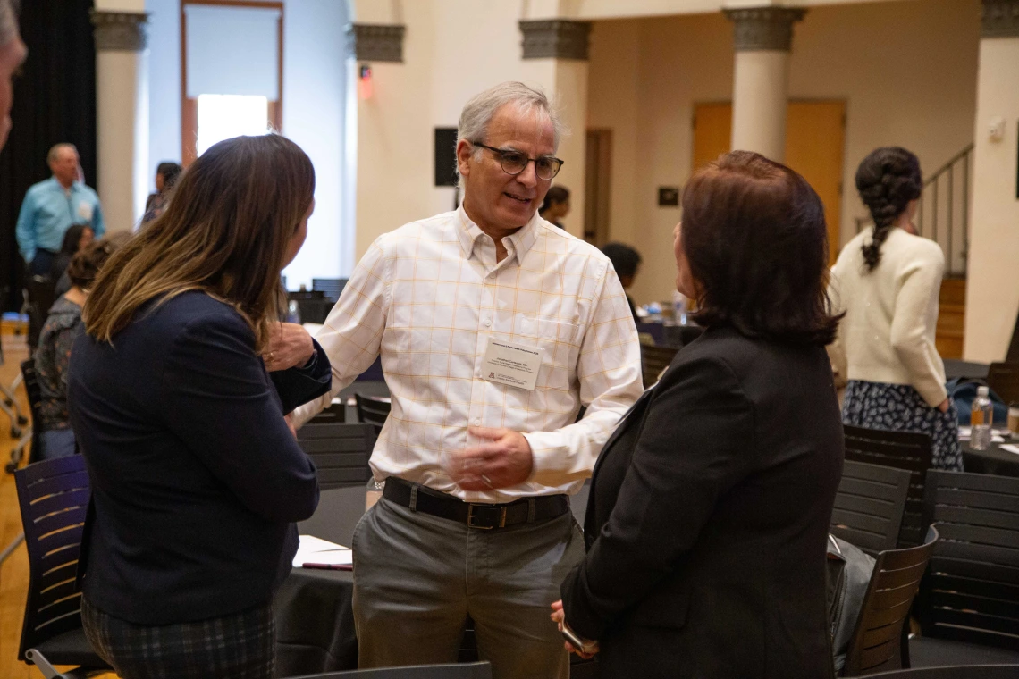 Jonathan Cartsonis talks with Cheryl O'Malley and Amanda Aguirre