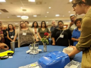 Naloxone training photo